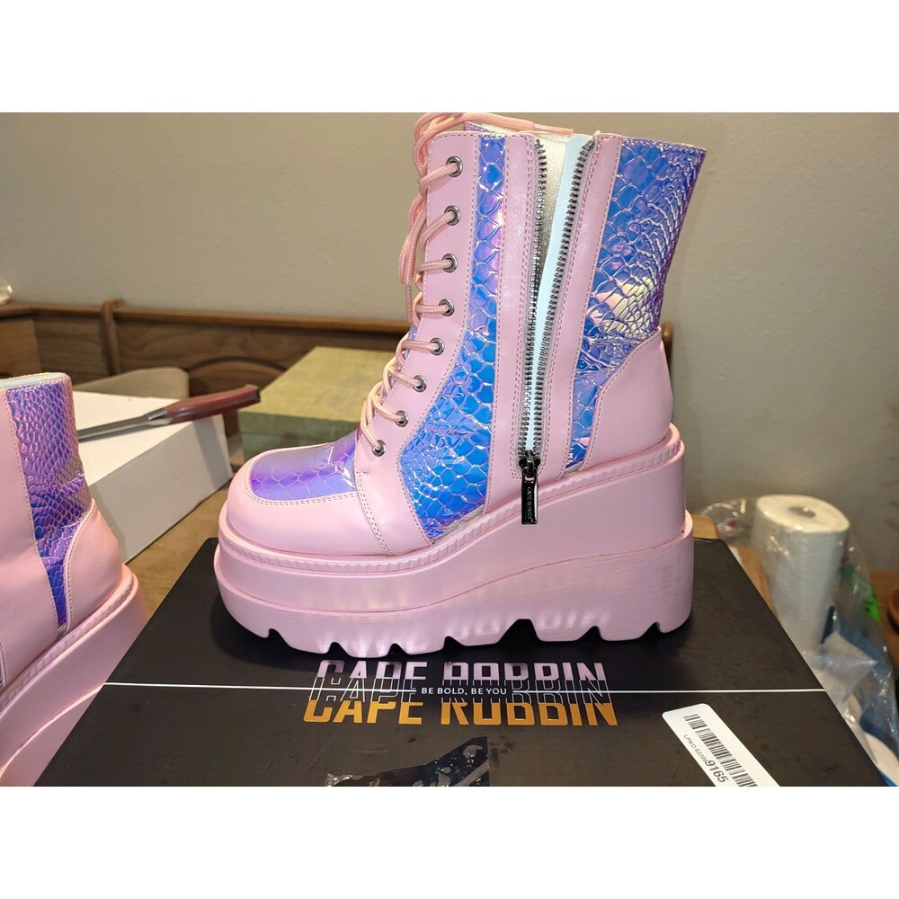 Cape Robbin LA Style Rush Pink Poison Platform Boots Size 8 Rave Festival Goth